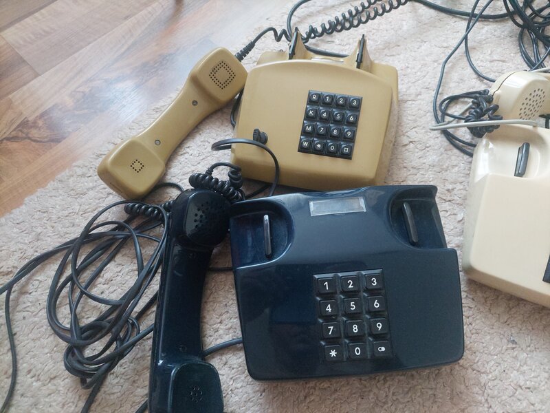 Telefon fix cu fir, model vintage cu disc, rotita sau butoane